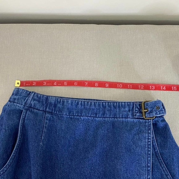 Eddie Bauer denim wrap skirt with‎ buffalo plaid lining - Picture 7 of 8